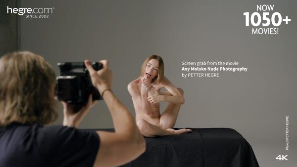 Valfri Moloko nakenfotografering #21