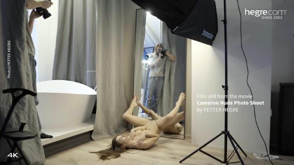 Cameron sesión de fotografías desnuda #7