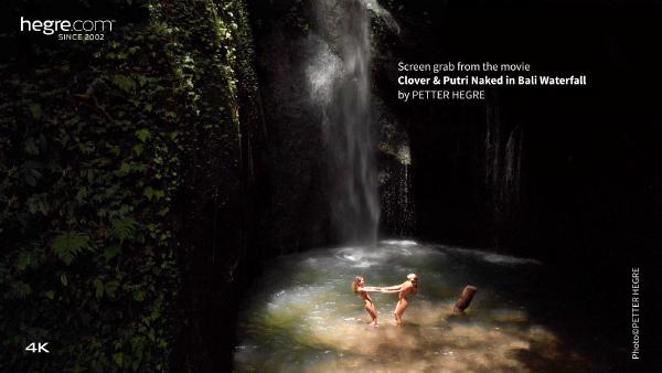 Clover og Putri nakne i Bali-fossen #2