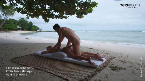 Еротичен плажен масаж #6