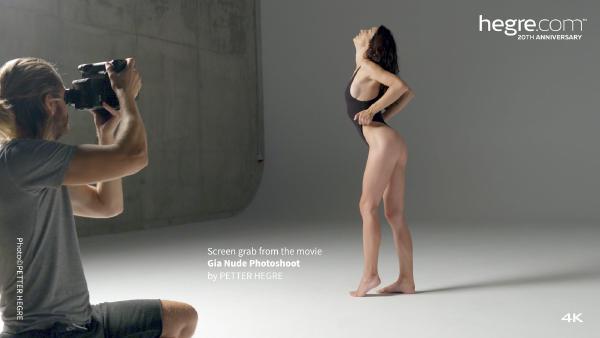 Gia Nude Photoshoot Plakat #18