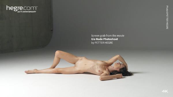Плакат за гола фотосесия на Gia #23