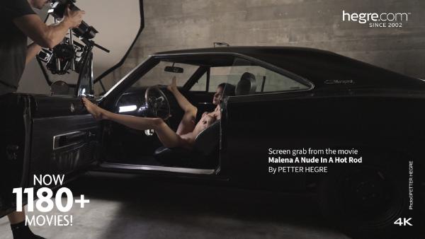 Malena nuda in una hot rod #12