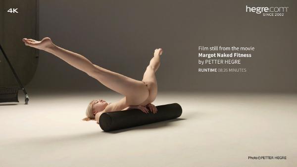 Margot Naken Fitness #15