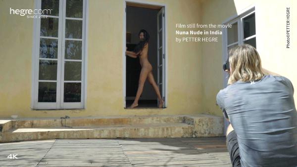 Nuna naken i India #40