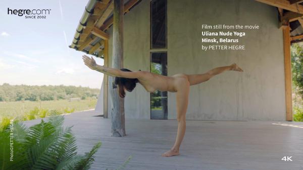Uliana nago joga #31